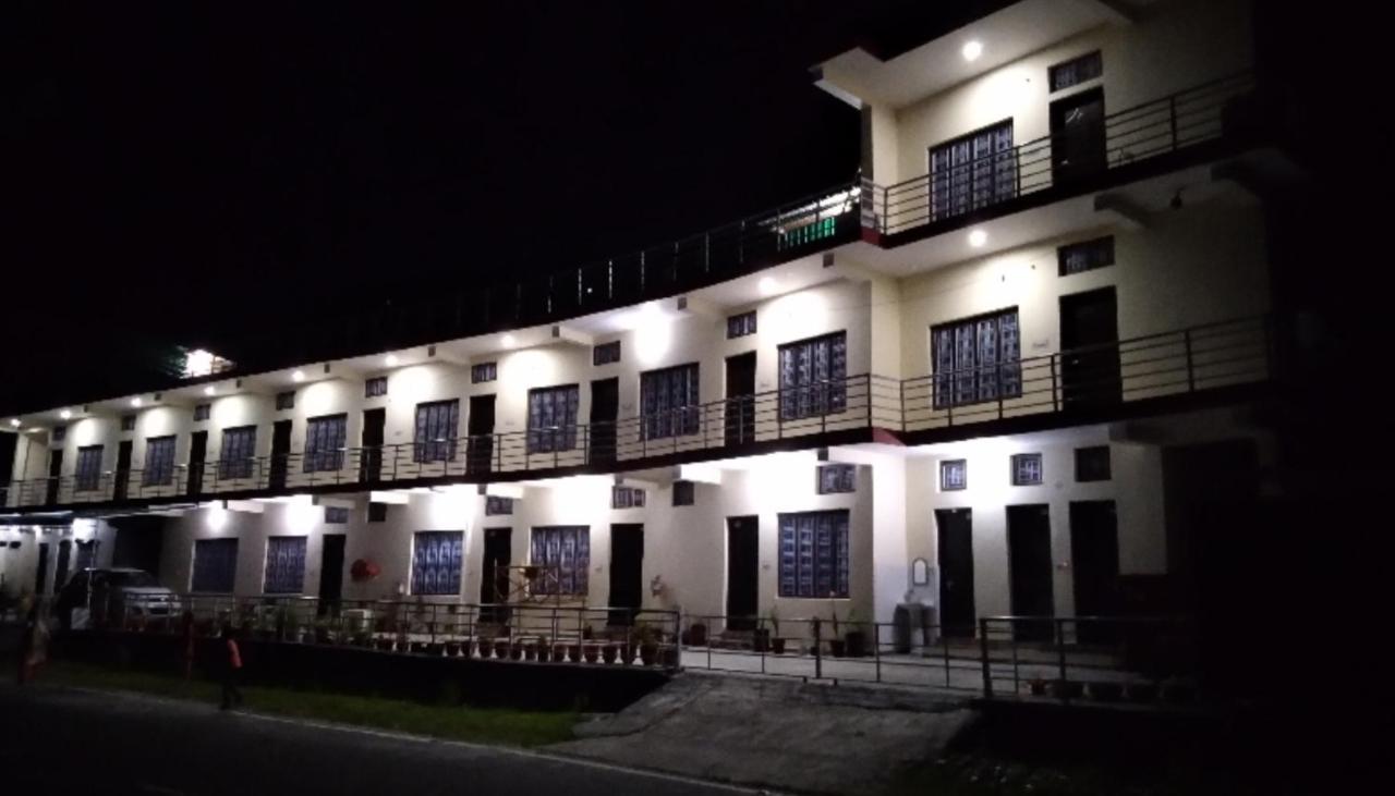Hotel Vikram Palace Barkot Extérieur photo